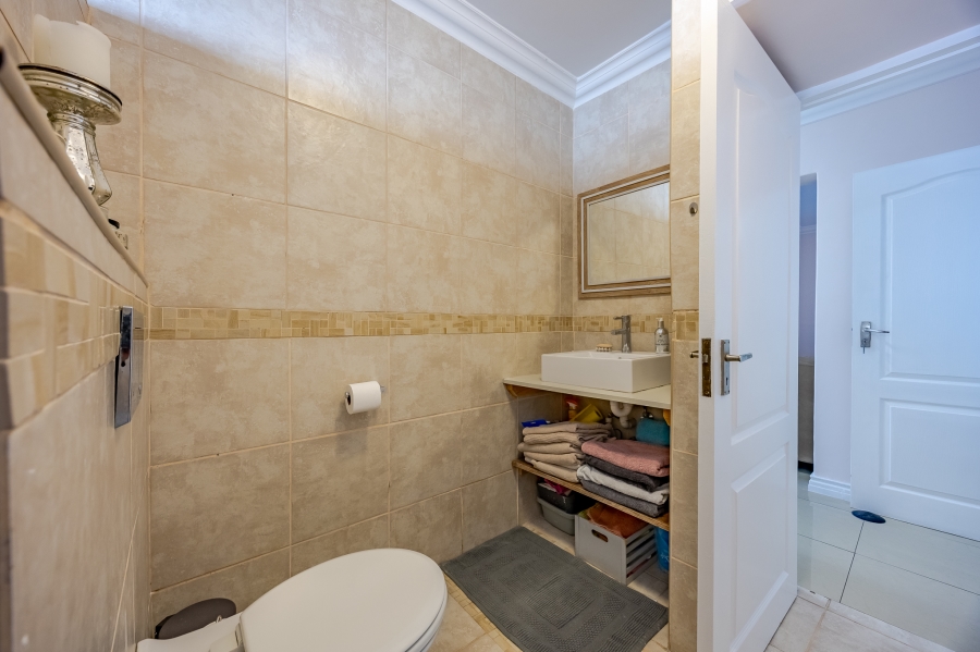 2 Bedroom Property for Sale in Capri Western Cape